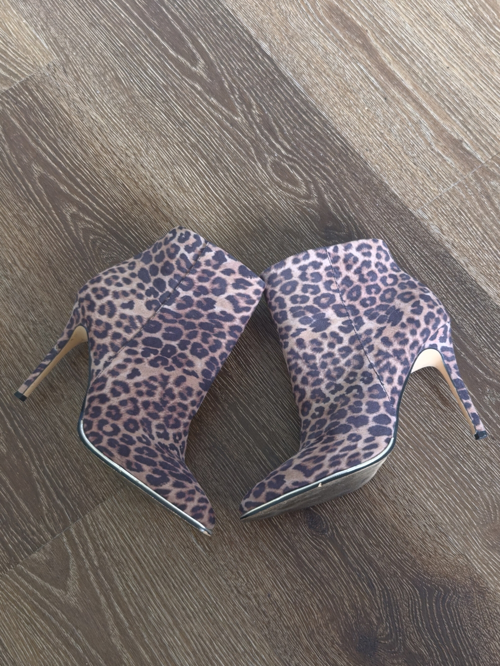 Womens Express Leopard Print Stiletto Heel Ankle Boots Size 9